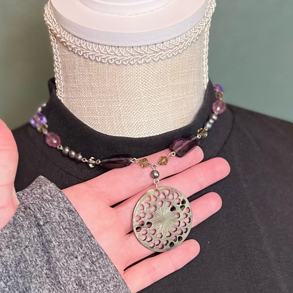 Vintage Boho Lia Sophia Abalone Shell Purple Glass Beads Pearled Necklace - Picture 6 of 6